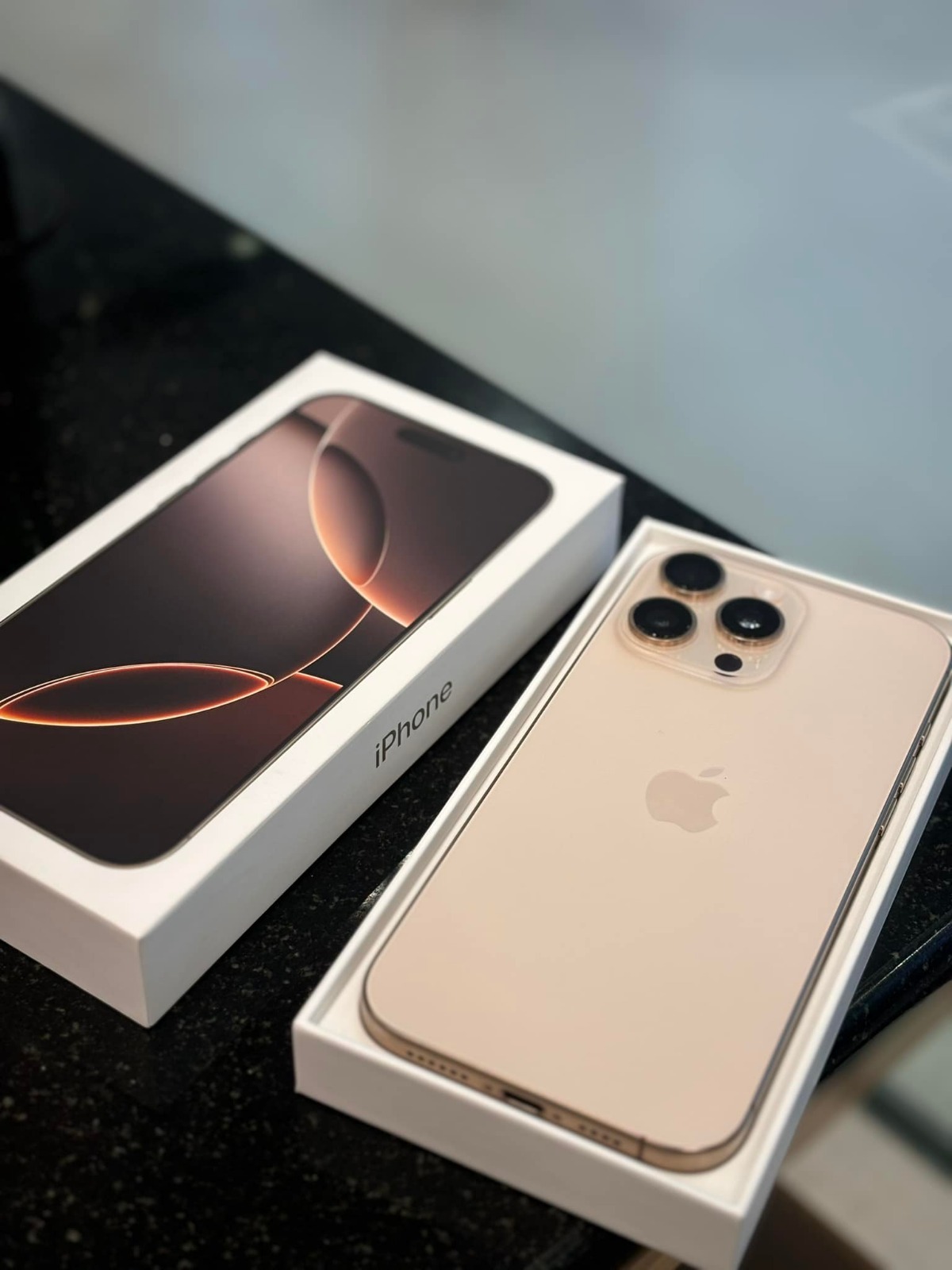 Apple iPhone 16 Pro 128GB = 650 EUR, iPhone 16 Pro Max 256GB = 750 EUR, iPhone 16 128GB = 500 EUR , iPhone 16 Plus 128GB = 530 EUR, Apple iPhone 15 Pro 128GB = 550 EUR , iPhone 15 Pro Max 256GB = 600 EUR, iPhone 15 128GB = 400 EUR , iPhone 15 Plus 128GB = 430 EUR , Samsung Galaxy S24 Ultra 5G 256GB = 500 EUR 